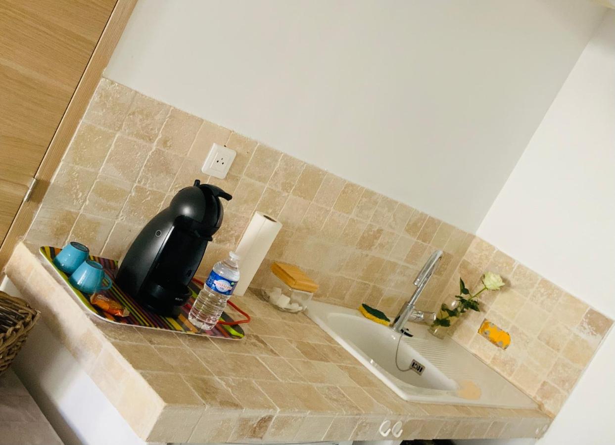فندق Chez Nous Mérindol المظهر الخارجي الصورة